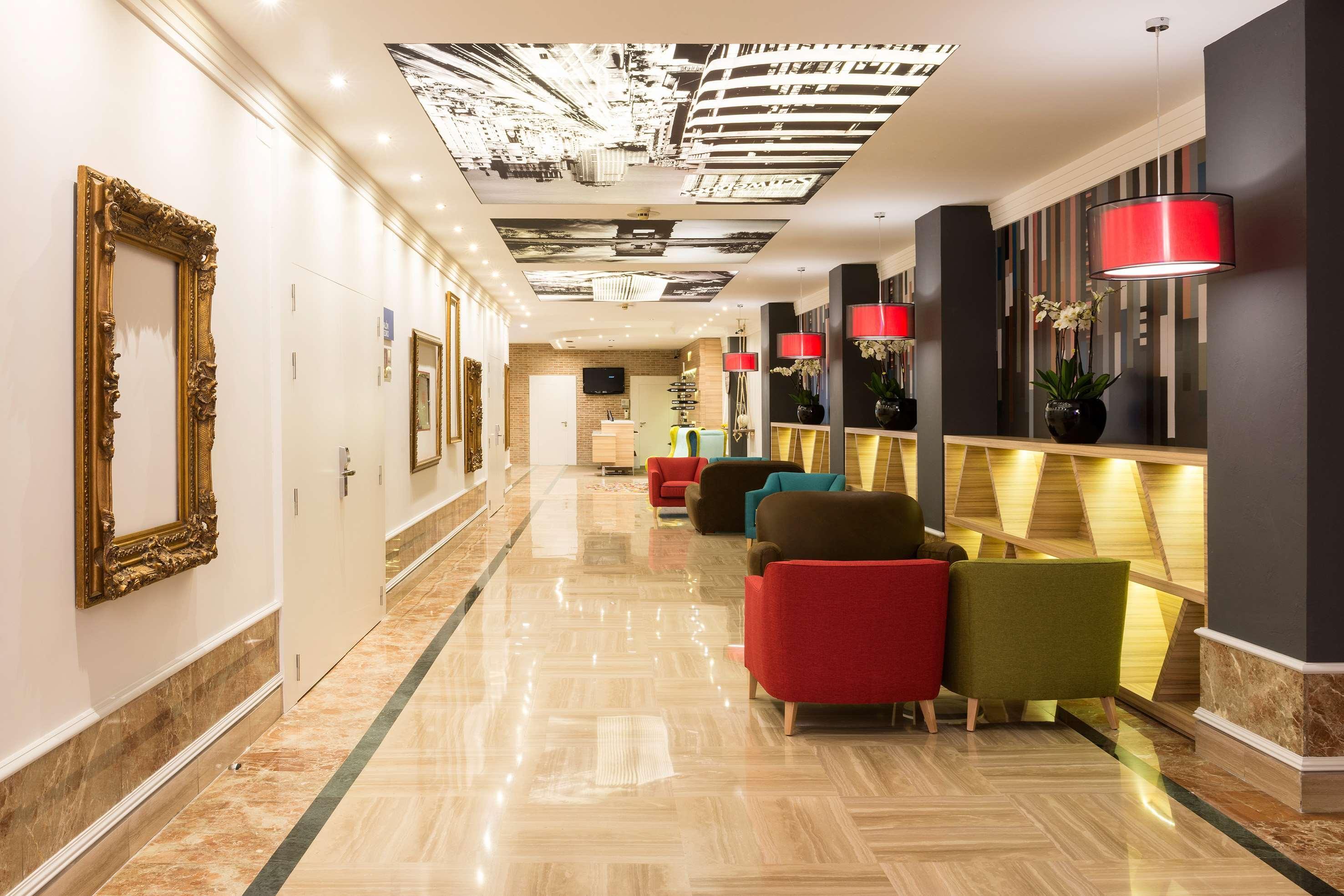 Hotel Madrid Leganes Affiliated By Melia Bagian luar foto